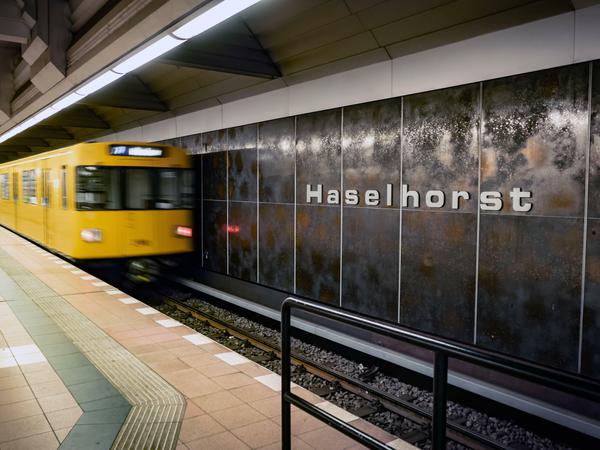 Der U-Bahnhof Haselhorst wird zur Drehscheibe in die Wasserstadt ausgebaut, wo tausende Wohnungen entstehen.