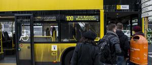 Hat ein BVG-Mitarbeiter einem Gast die Fahrt mit dem Bus verwehrt?