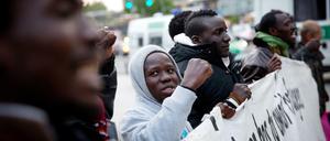 Flüchtlinge fordern mehr Rechte. Hier ein Foto vom Breitscheidplatz aus dem Mai 2014.