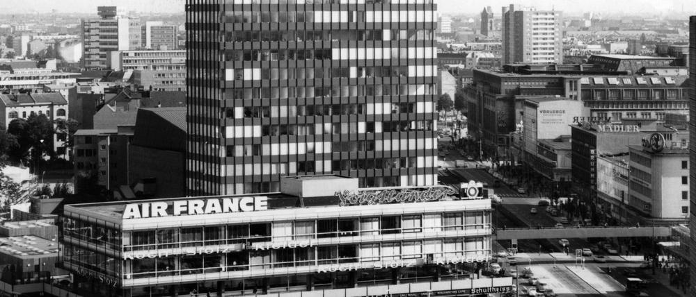 Das Europa-Center in Berlin, wo sich in den 70er Jahren das Romantische Café befand. (Archivfoto aus dem Jahr 1966).