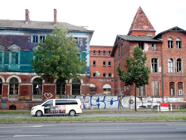 Die alten Brauerei-Gebäude an der Schnellerstraße sollen restauriert werden.