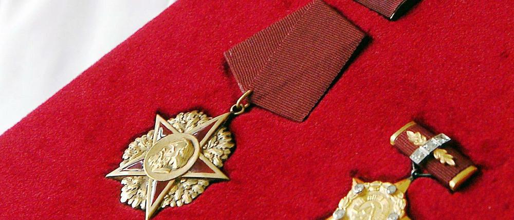 Ein goldener Karl-Marx-Orden aus dem Nachlass von Stasi-Chef Erich Mielke, der 2004 versteigert wurde.