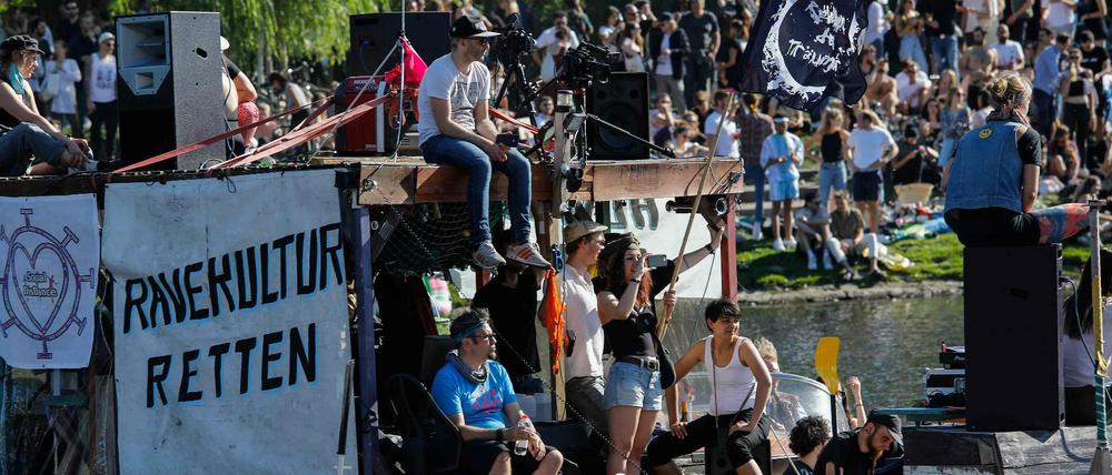 Bereits im vergangenen Jahr gab es eine Protestaktion mit Booten auf dem Landwehrkanal. 