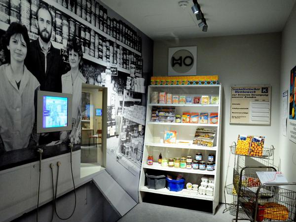 Ein Kaufladen: In der Kulturbrauerei in Prenzlauer Berg ist der Alltag in der DDR zu sehen.
