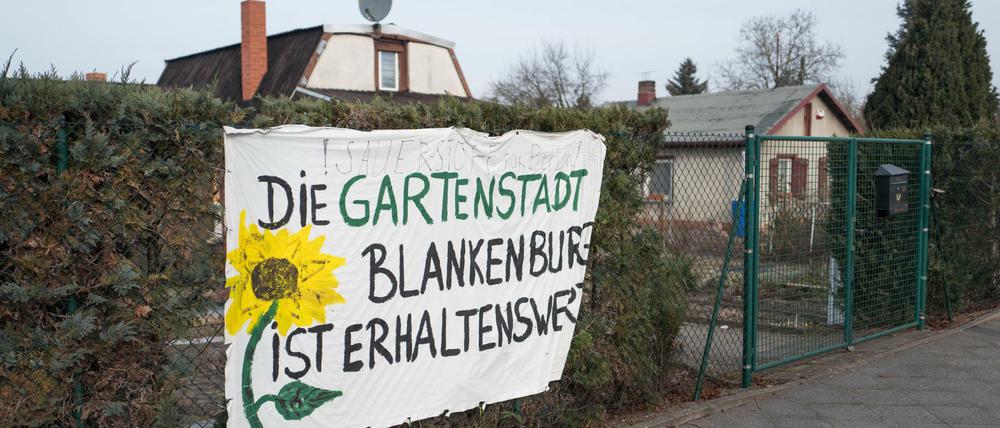 Protesplakat gegen das Neubauprojekt Blankenburger Süden. 