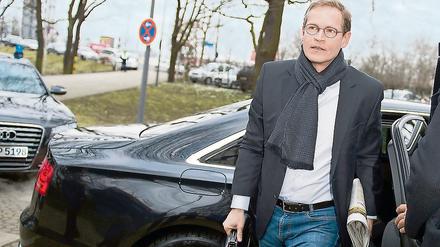Der gepanzerte Audi des Regierenden Bürgermeisters Michael Müller (SPD) stößt 214 Gramm Kohlendioxid pro Kilometer aus. Niemand im Senat ist klimaschädlicher unterwegs.