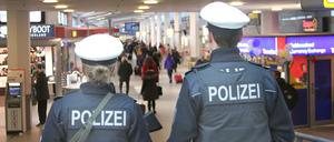 Die Bundespolizei schiebt Wache am Flughafen Tegel.