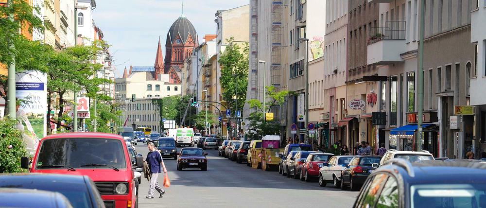 Die Zossener Straße: ein lebendiges Stück Stadt, mit Autos