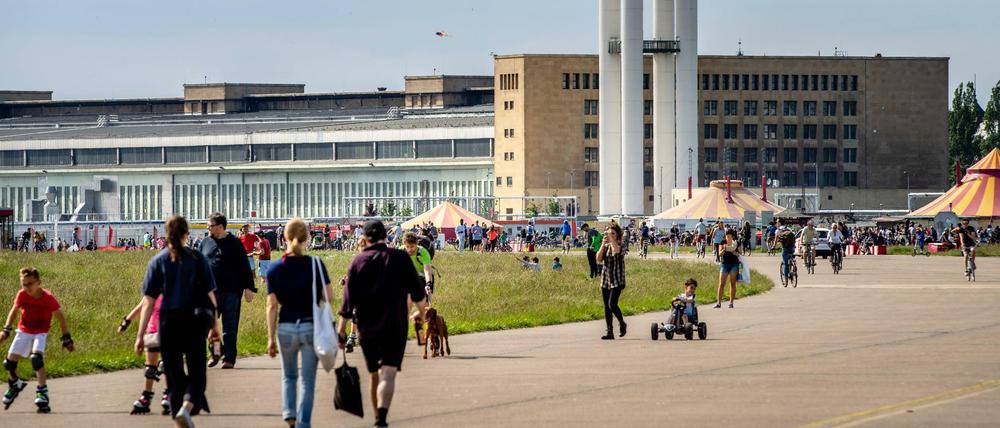 2014 lehnte eine Mehrheit der Berliner eine Randbebauung des Tempelhofer Feldes ab. Ein zweiter Entscheid könnte aber anders ausfallen.