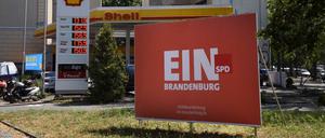 Ob die Brandenburger SPD hier Wähler vermutet? Das Plakat am Görlitzer Park. 