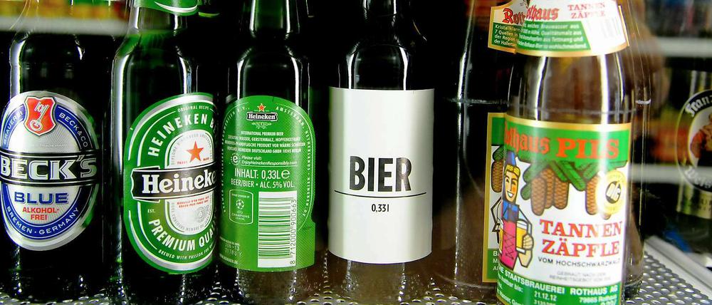 Der Hersteller von "Bier" gibt bei den Inhaltsstoffen an, das Getränke enthalte "Liebe". Das schmeckt dem Ordnungsamt nicht.