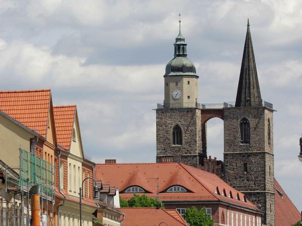 Die mächtigen Zwillingstürme von St. Nikolai in Jüterbog. In der Kirche wetterten einst frühe lutherische Prediger wie Thomas Müntzer oder Franz Günther gegen den katholischen Klerus. 