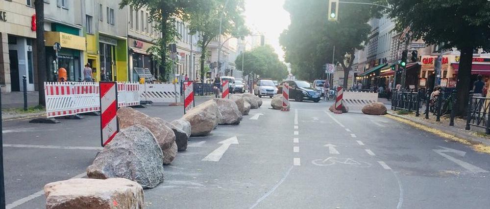 Steine gegen Rüpelparker: Bei Fahrradaktivisten kommt die Maßnahme gut an. 