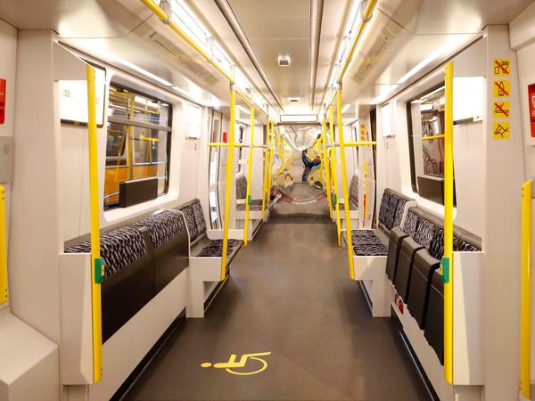 Im Innern bietet die neue U-Bahngeneration mehr Platz.