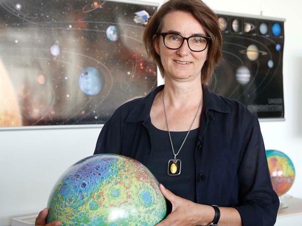 Heike Rauer leitet die Planetenforschung am Deutschen Zentrum für Luft- und Raumfahrt in berlin-Adlershof. 