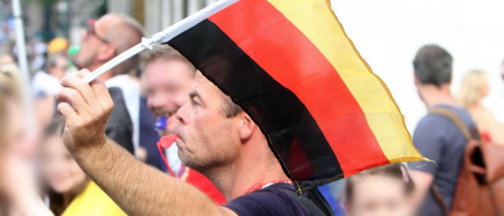 Auch Rechtsextreme wollen an der Demo von Coronaleugnern am Samstag in Berlin teilnehmen.