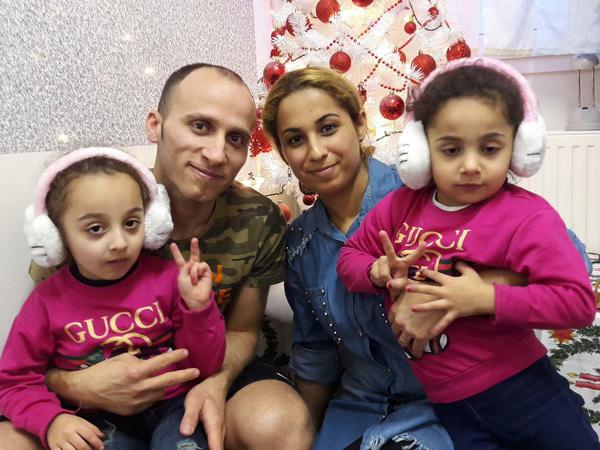 Ayman Muhammad mit seiner Familie.