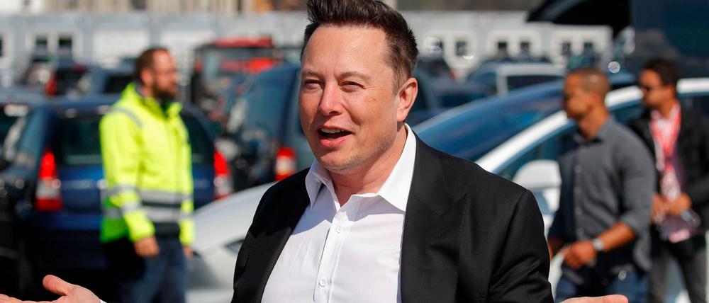 Tesla-Chef Elon Musk will in Grünheide nicht nur E-Autos bauen, sondern dort auch gleich die Batterien dazu produzieren.