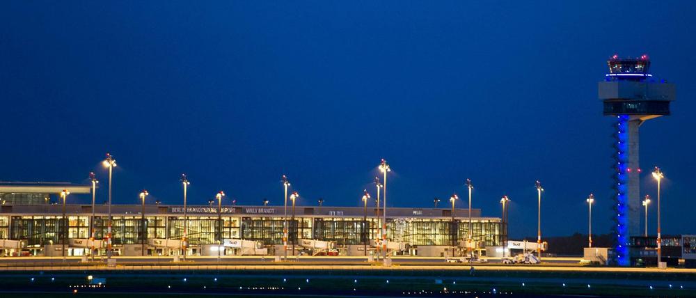 Der Flughafen BER kostet und kostet und kostet – weil er nicht vor 2020 startet.