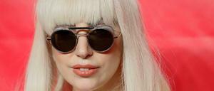 Brille auf. Lady Gaga kommt im Herbst zum Konzert nach Berlin.