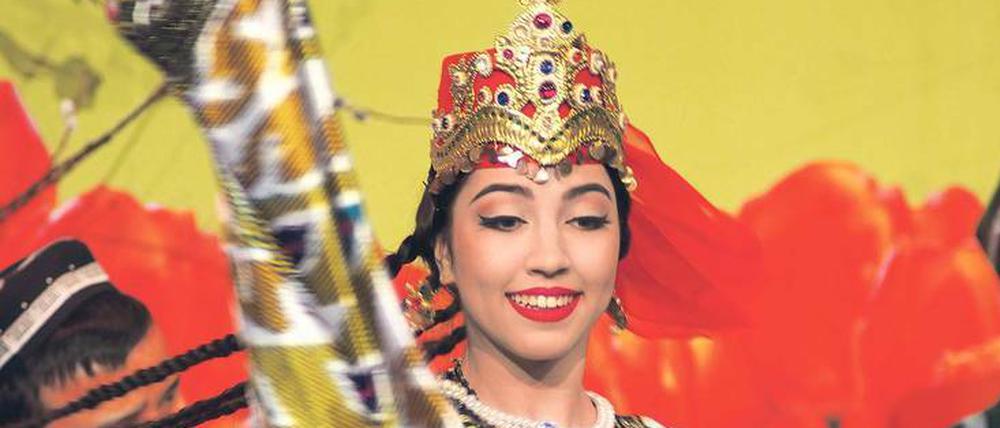 Lebensfreude. Die Gruppe Mumtoz Navo präsentiert Musik aus Usbekistan beim jährlichen Nowruz- und Frühlingsfest, zu dem das Ethnologische Museum einlädt – mit Unterstützung durch die „Ethnofreunde“. 