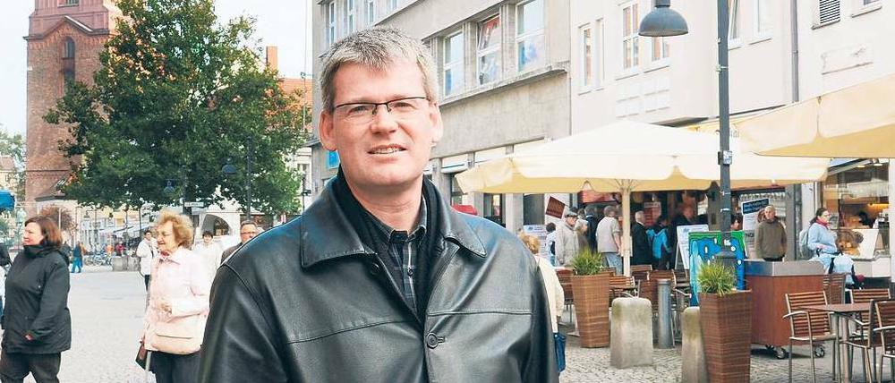 Neuling: Helmut Kleebank (SPD) ist Quereinsteiger ohne Politikerfahrung - und will Spandau regieren. 