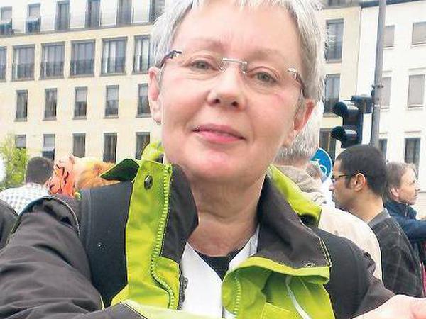 Protest: Ilse Höchemer ist die Gewerkschaftsdemo wichtig. 