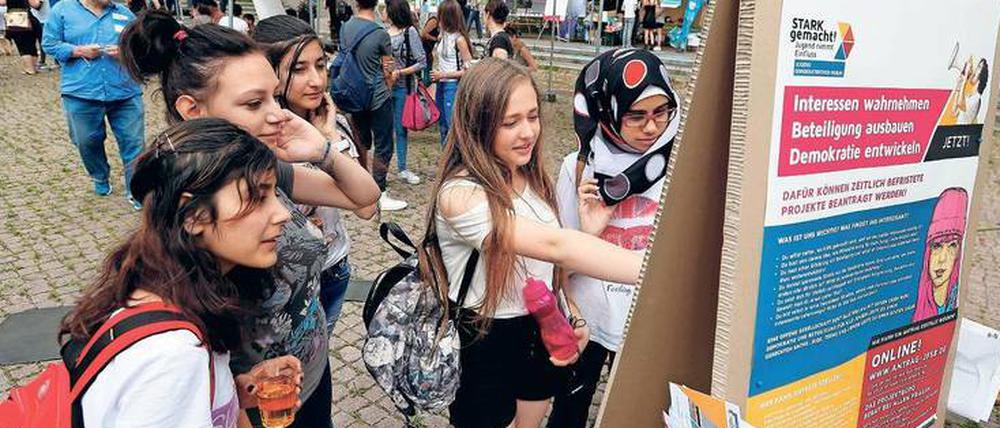 Sie wollen mitreden. Etwa 600 Jugendliche haben sich beim diesjährigen Jugendforum in Kreuzberg über politische Fragen ausgetauscht und mit Berliner Politikern diskutiert.