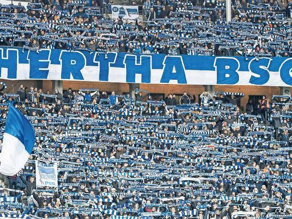 Die Fans von Hertha BSC wollen das Stadion innerhalb der Berliner Stadtgrenze behalten.