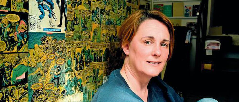 Comiczeichnerin Elke Steiner hat ihre eigene queere deutsch-russische Liebesgeschichte gezeichnet.