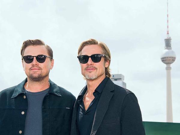 Leonardo DiCaprio (links) und Brad Pitt spielen im neuen Tarantino-Film einen Filmstar und sein Double.