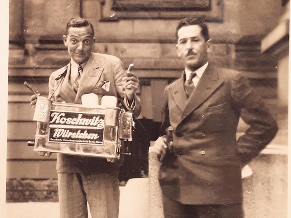 Nicht nur große Maschinen, auch Wiener Würstchen lernte Mohammed Sidki in seiner Berliner Zeit schätzen.