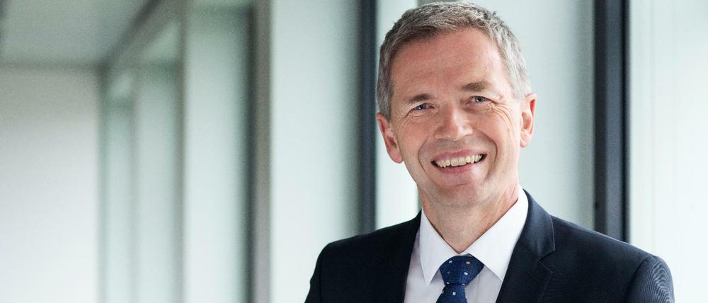 Hinrich Holm ist seit Juli der alleinige Vorsitzender des Vorstands der Investitionsbank Berlin (IBB). Er kam von der Nord/LB ist der Nachfolger von Jürgen Allerkamp.