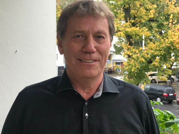 Hans-Jürgen Hube (61).