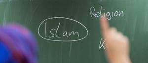 Eine Kreuzberger Familie wollte die Kosten für Arabisch- und Islamunterricht vom Jobcenter erstattet bekommen. (Symbolbild)