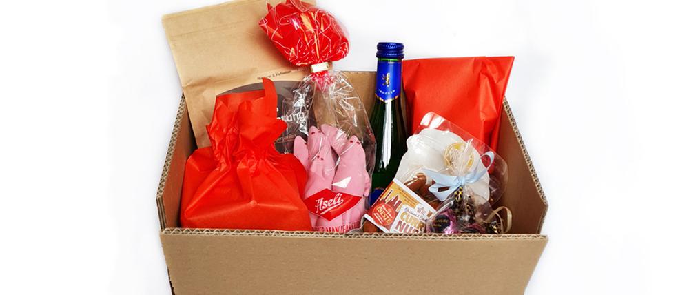 Alles Liebe für das Herzblatt zum Valentinstag. Die Kiezhelden-Box zum Fest der Liebe soll Kiezläden und Manufakturen helfen.