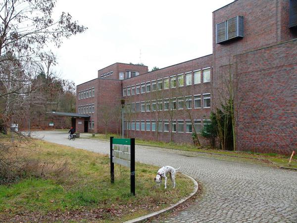 Die Lungenklinik Heckeshorn im Berliner Ortsteil Wannsee wurde 1947 gegründet. 