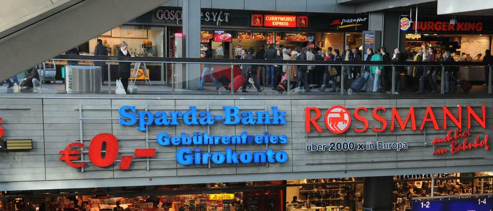 Shoppen auf drei Etagen. Aber wenn's um feines Essen geht, hat der Berliner Hauptbahnhof wenig zu bieten.