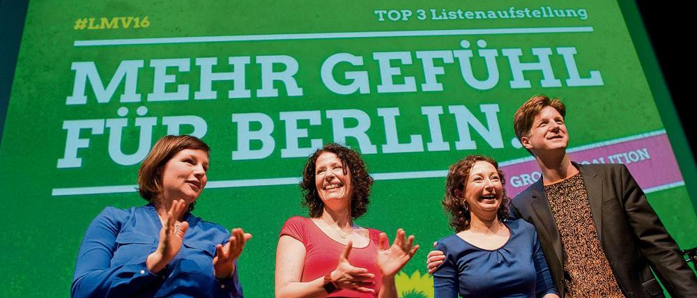 Das Spitzenqaurtett der Grünen Antje Kapek, Bettina Jarasch, Ramona Pop und Daniel Wesener wurde am Samstag von den Parteimitgliedern gewählt. 