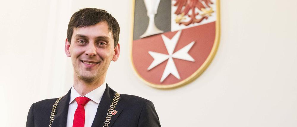 Martin Hikel (SPD) ist der neue Bezirksbürgermeister von Neukölln.