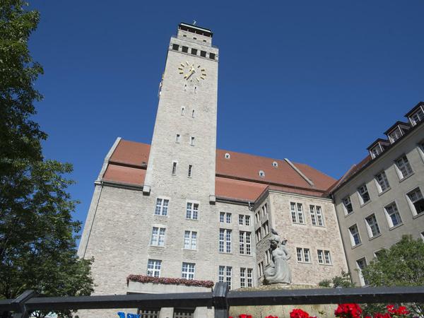 Schon 1912 änderte die damalige Stadt Rixdorf ihren Namen zu Neukölln.