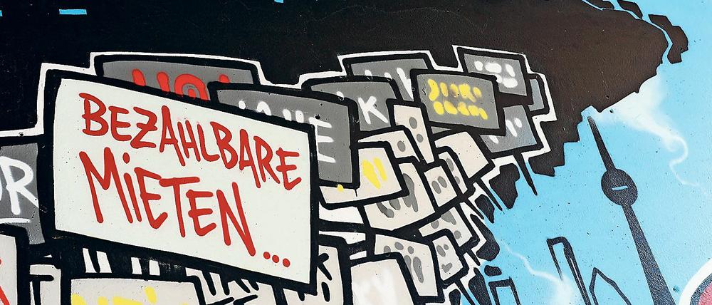 Ein Graffiti für bezahlbare Mieten am Kottbusser Tor in Berlin-Kreuzberg.