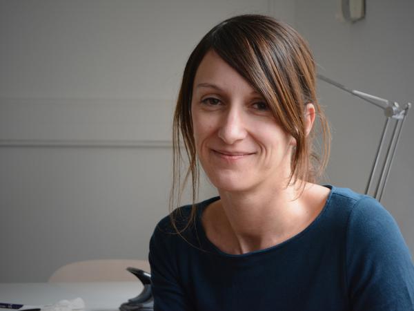 Die Therapeutin Janina Meyeringh aus Berlin-Steglitz arbeitet für Xenion mit geflüchteten Kindern und Jugendlichen.