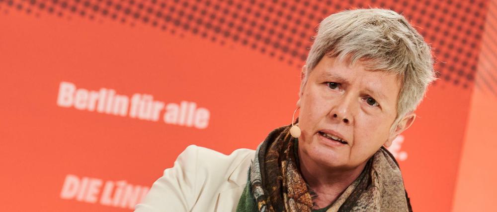 Katina Schubert, Berliner Landesvorsitzende der Linken, beim Parteitag am Sonnabend.