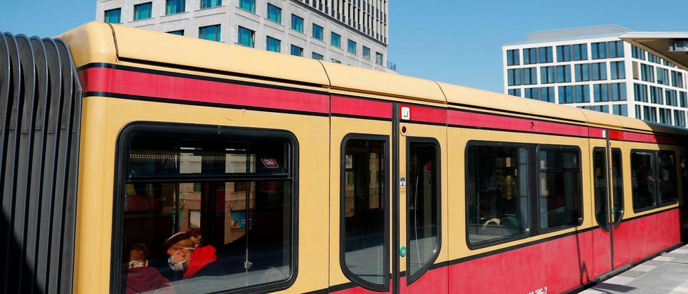 Die neue Ausschreibung betrifft die S-Bahn-Linien, die die City in Ost-West-Richtung und durch den Nord-Süd-Tunnel passieren.