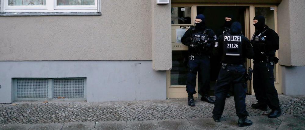 SEK-Beamte der Berliner Polizei durchsuchten im April die Wohnung von Peter G. 