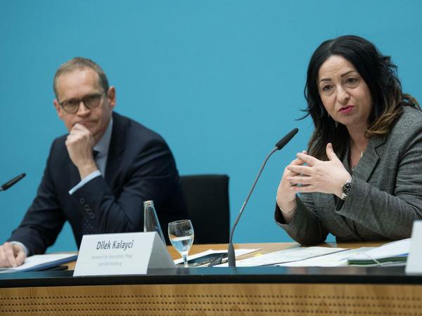 Berlins Regierender Bürgermeister Michael Müller und Gesundheitssenatorin Dilek Kalayci (beide SPD).