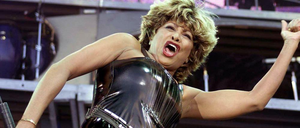 Die amerikanische Rock-Ikone Tina Turner während ihrer Abschiedstournee durch Europa 2000