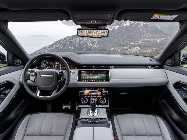 Ohne Schnörkel. Auch das Innenleben des neuen Range Rover Evoque wurde stilsicher gestaltet.
