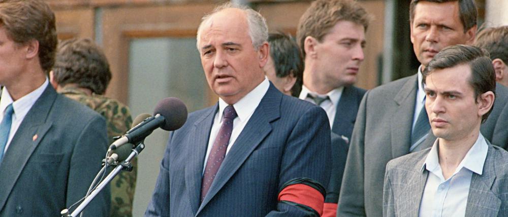 Ilja Zaslawski (rechts) mit Michail Gorbatschow, Moskau 1991.